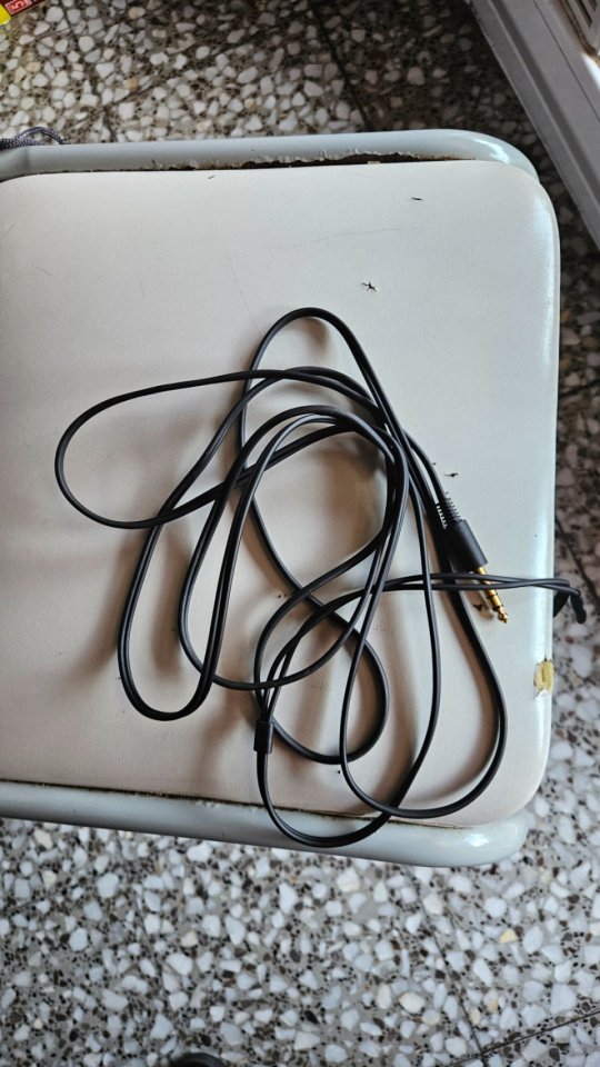 Auriculares Sennheiser 650 HD incluye Caja y Cable de segunda mano · Foto 4 de 7 · La Rioja · 300 €