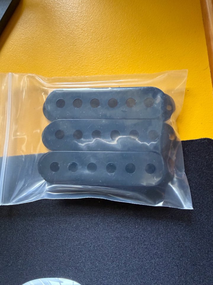 Fender Vintera 70s Telecaster Custom Negra, nueva.