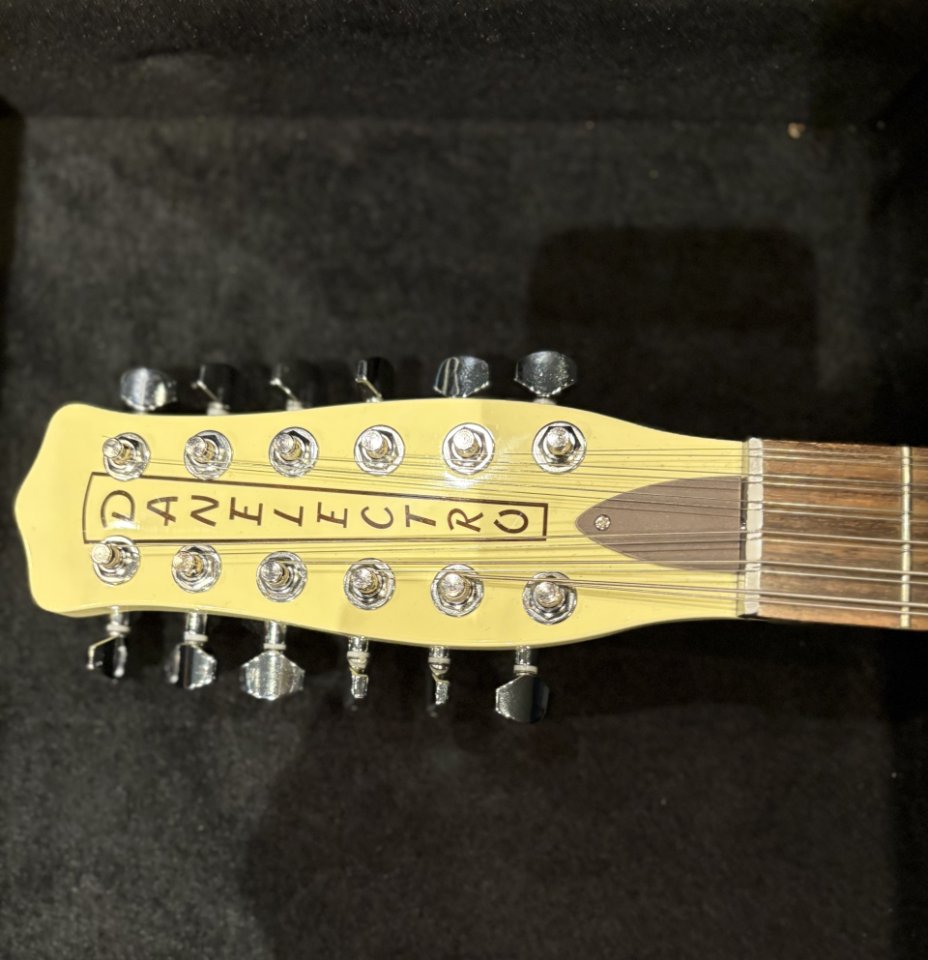 Danelectro 59 Vintage 12 String de segunda mano · Foto 7 de 8 · Lleida · 475 €