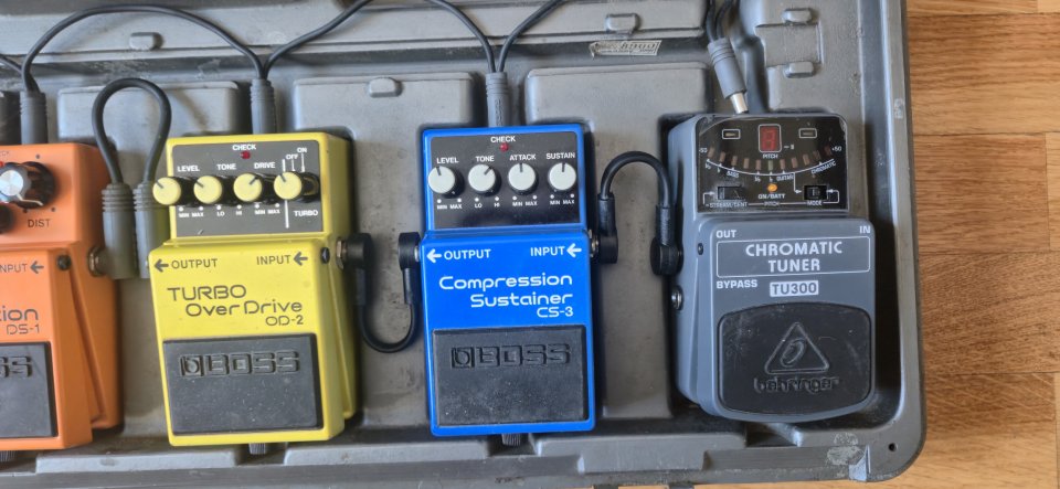 O cambio pedalboar completa de segunda mano · Foto 3 de 8 · Soria · 320 €