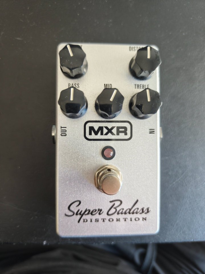 Mxr super badass distorsion de segunda mano · Foto 1 de 7 · León · 65 €