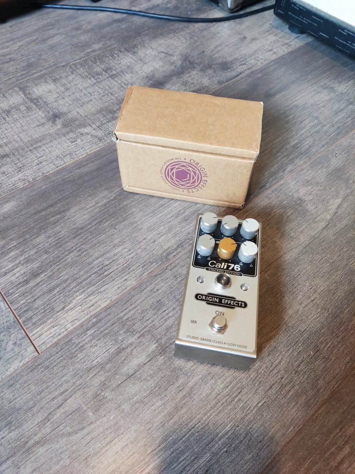 Origin Effects Cali76 Stacked edition de segunda mano · Foto 2 de 3 · Madrid · 275 €
