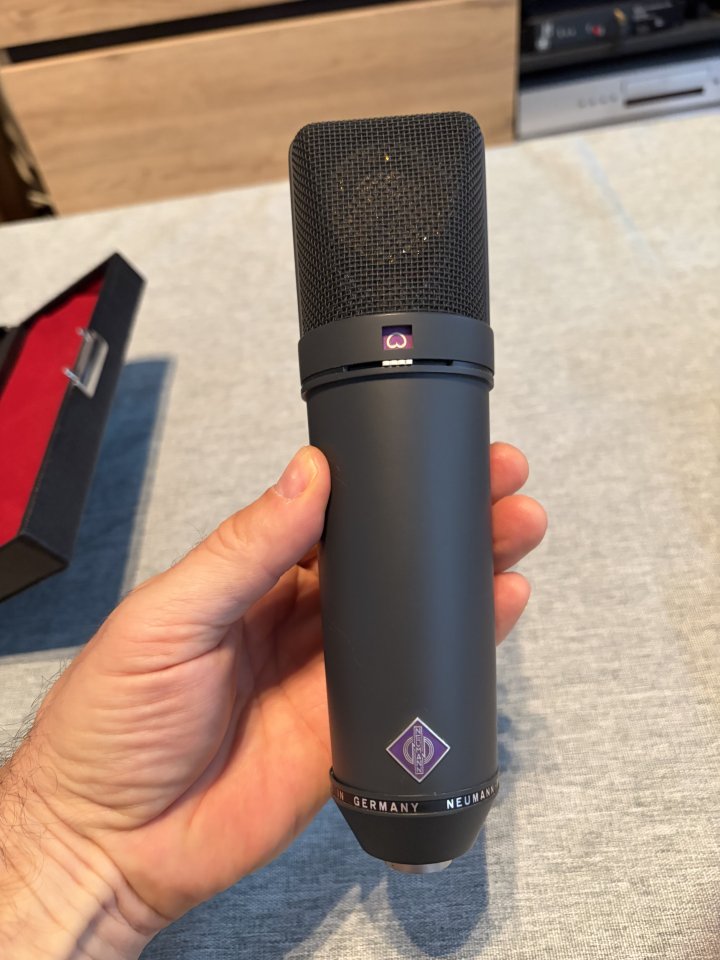 Neumann U87 P48 Vintage (Pre-Ai) w/ Original Case de segunda mano · Foto 2 de 10 · Málaga · 3900 €