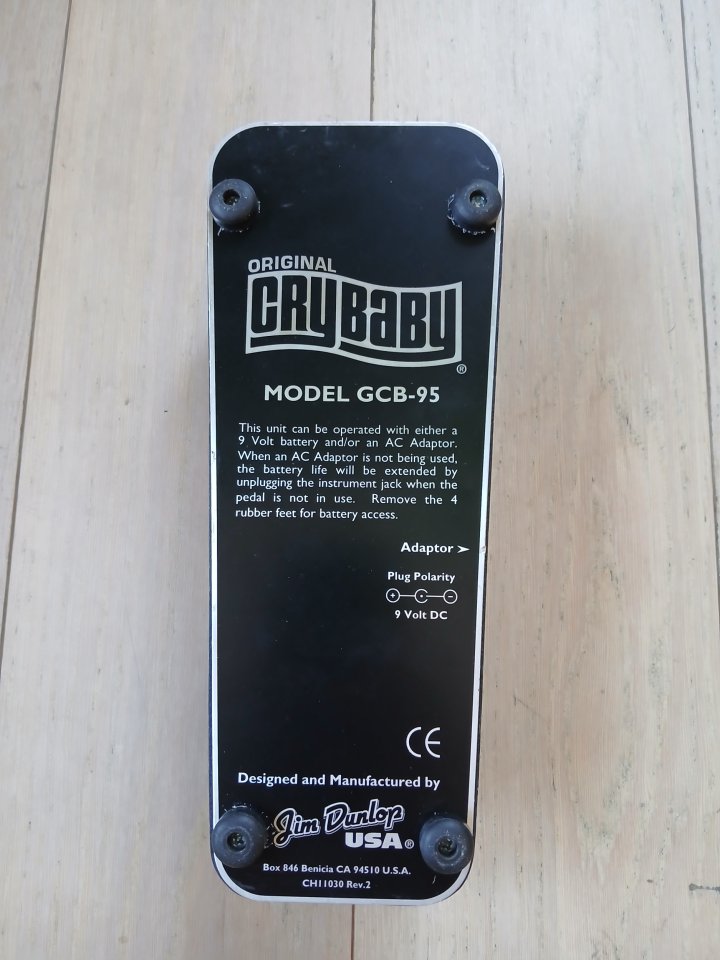 Dunlop Crybaby GCB-95 de segunda mano · Foto 1 de 5 · Asturias · 50 €