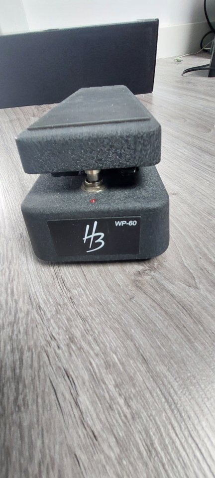 Nux Trident multiefectos