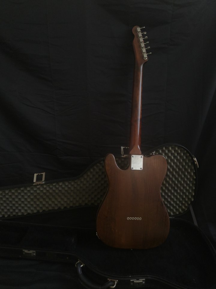 Partcaster Telecaster Custom 2026 - Brown - All Parts Fat Neck de segunda mano · Foto 6 de 6 · Gipuzkoa · 1290 €