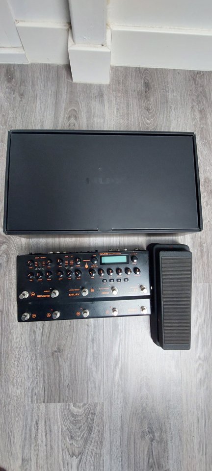 Nux Trident multiefectos