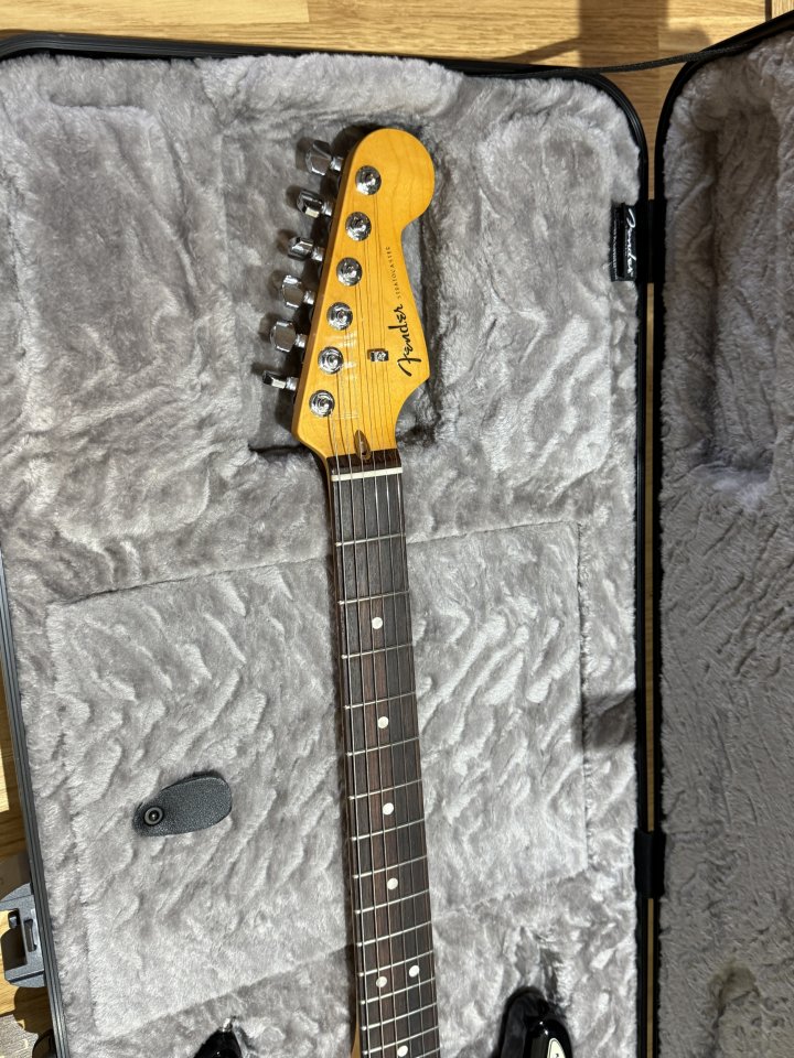 Vendo o cambio Fender stratocaster am ultra de segunda mano · Foto 2 de 6 · Toledo · 1700 €