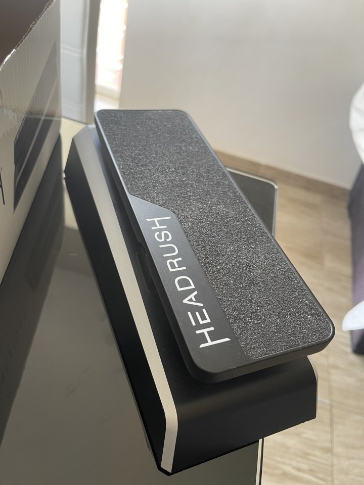 Headrush Expression pedal de segunda mano · Foto 3 de 3 · Madrid · 100 €
