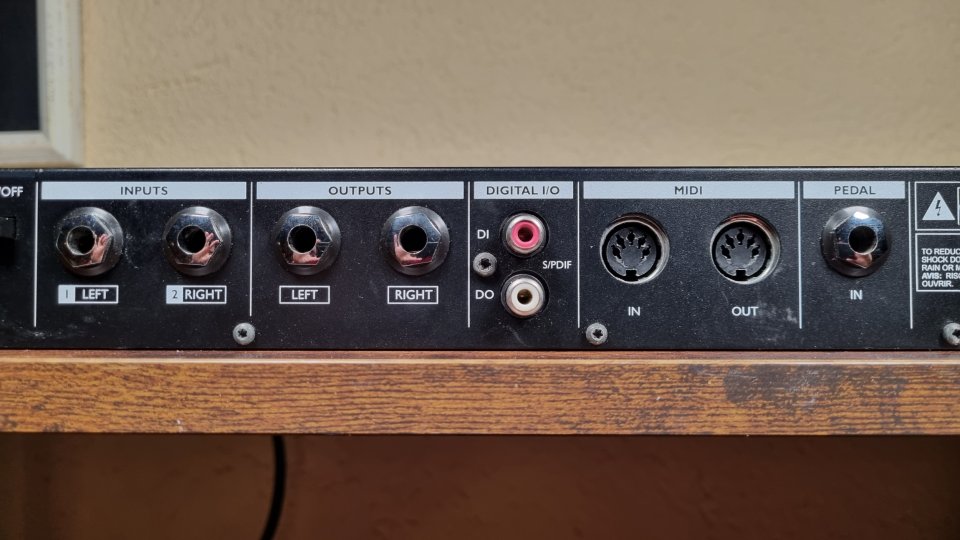 TC Electronics G Sharp Reverb y efectos