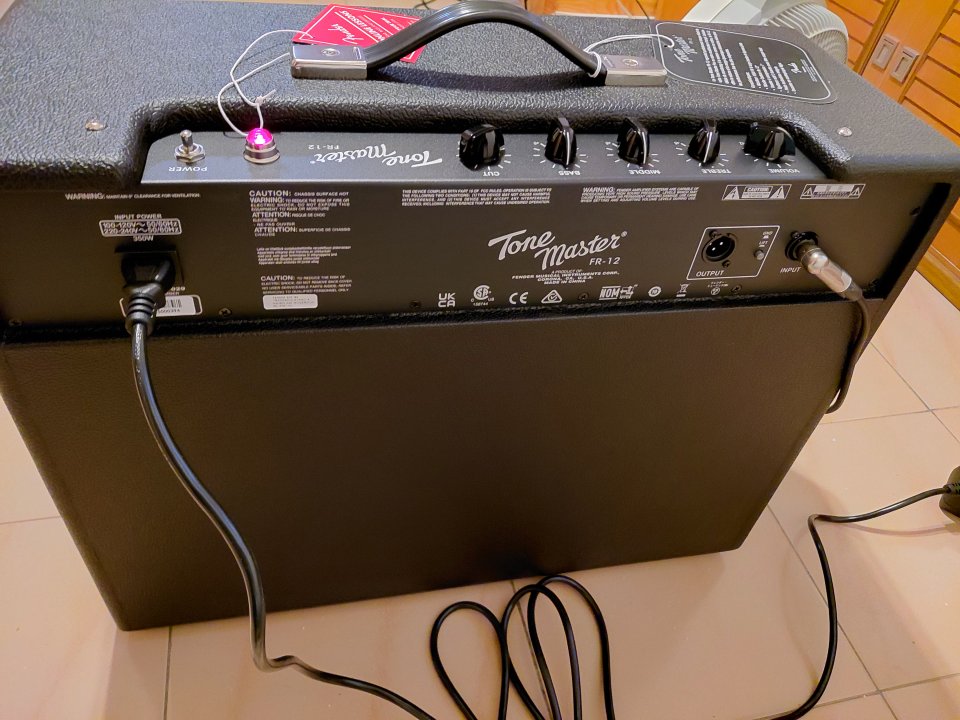 Fender Tone Master fr12