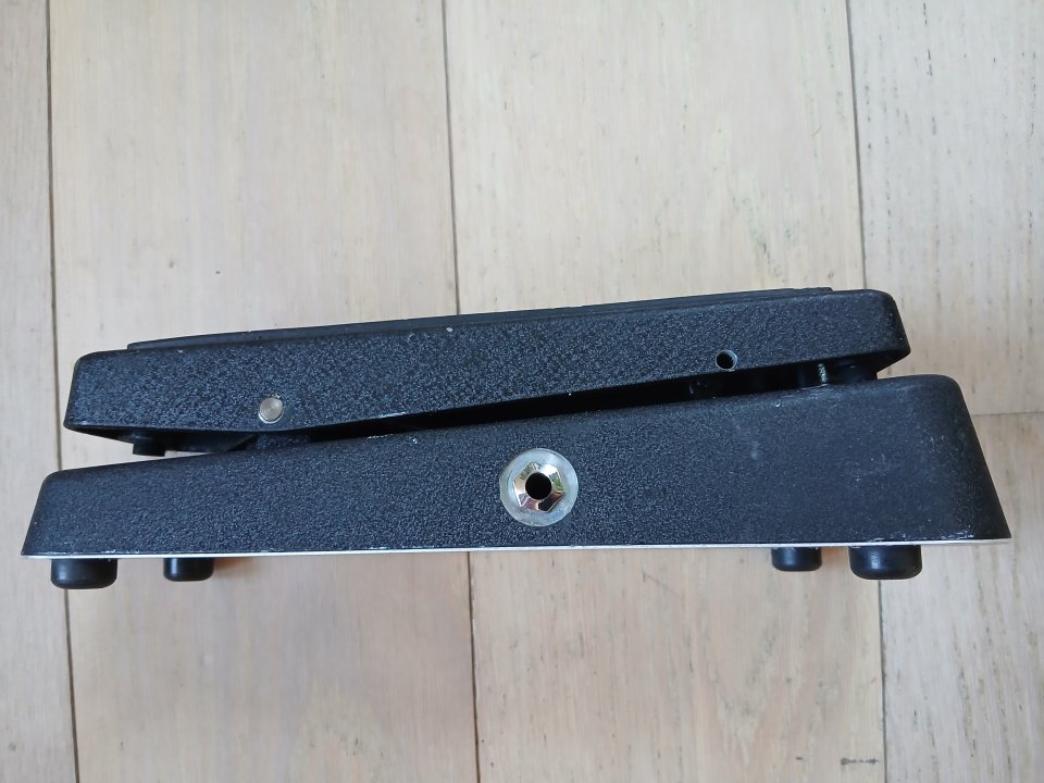 Dunlop Crybaby GCB-95 de segunda mano · Foto 5 de 5 · Asturias · 50 €