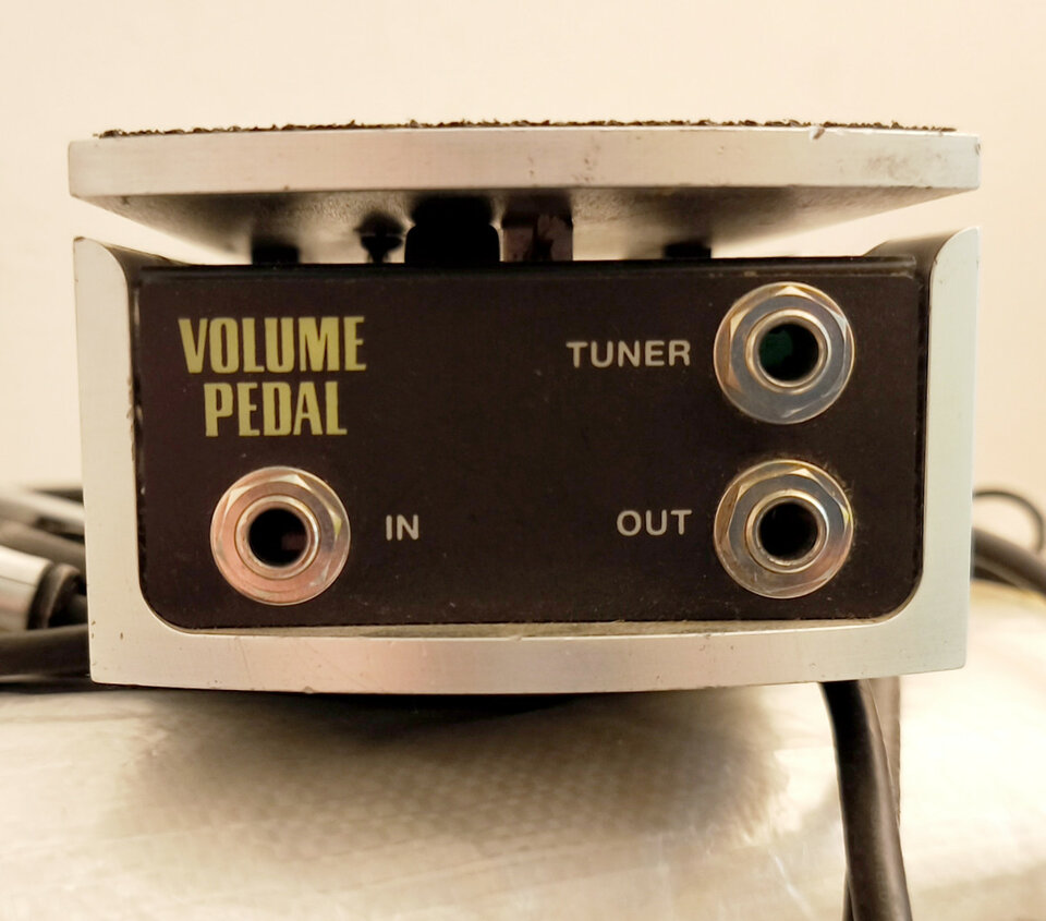 Pedal de volumen Ernie Ball 6166