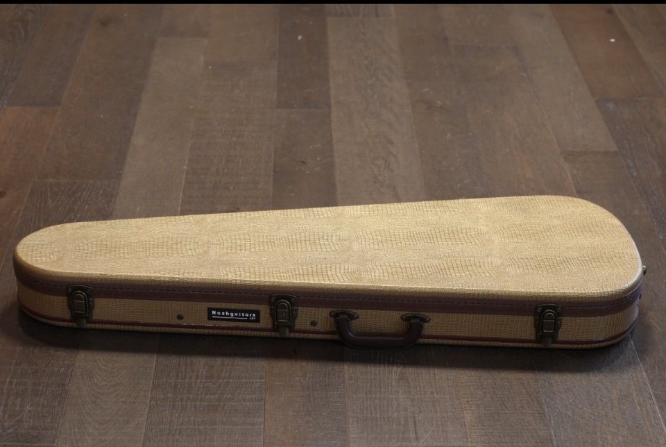 Estuche Nash de segunda mano · Foto 1 de 3 · Gipuzkoa