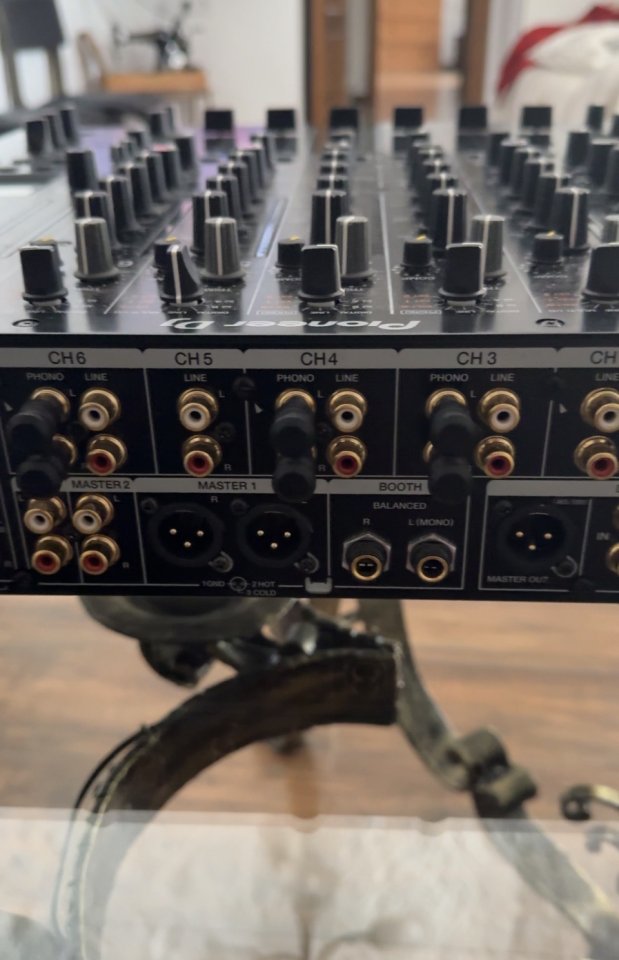 Pioneer V10-LF de segunda mano · Foto 4 de 4 · Granada · 2450 €