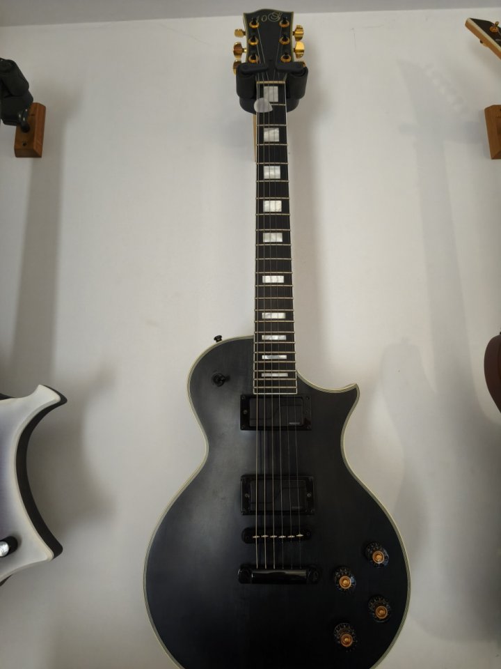 10s Guitars les paul de segunda mano · Foto 1 de 2 · Araba · 600 €