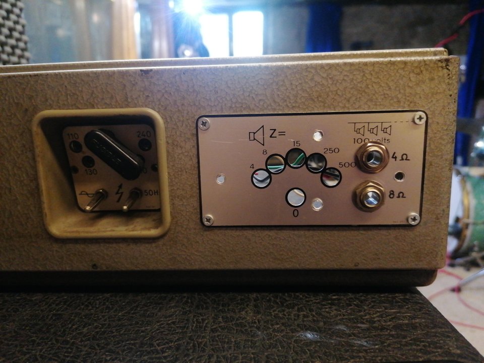 Amplificador Bouyer ST10 modificado para guitarra de segunda mano · Foto 2 de 3 · Bizkaia · 300 €