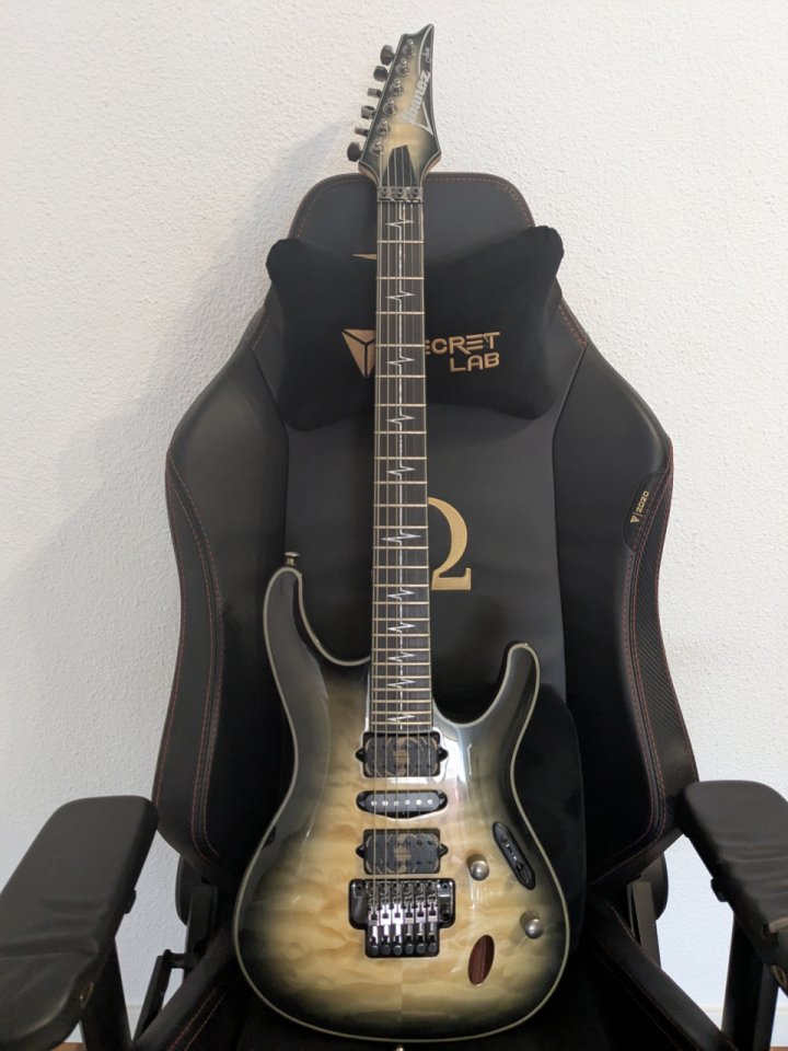 Ibanez Jiva10 DSB por Solar tipo A con evertune