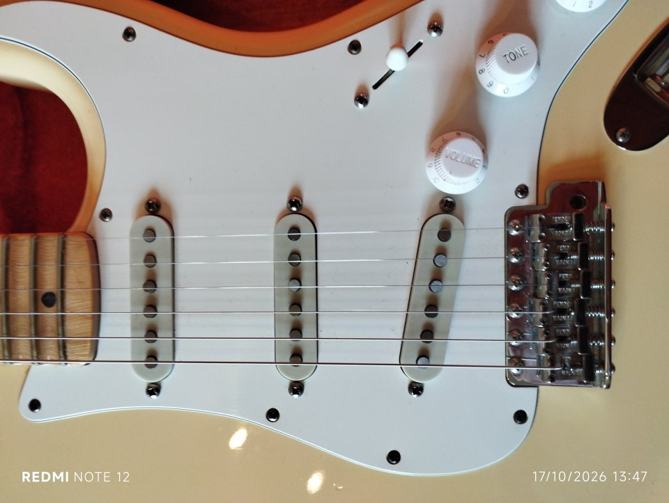 Fender Stratocaster modelo Yngwie Malmsteen made in USA. de segunda mano · Foto 6 de 9 · Madrid · 1550 €