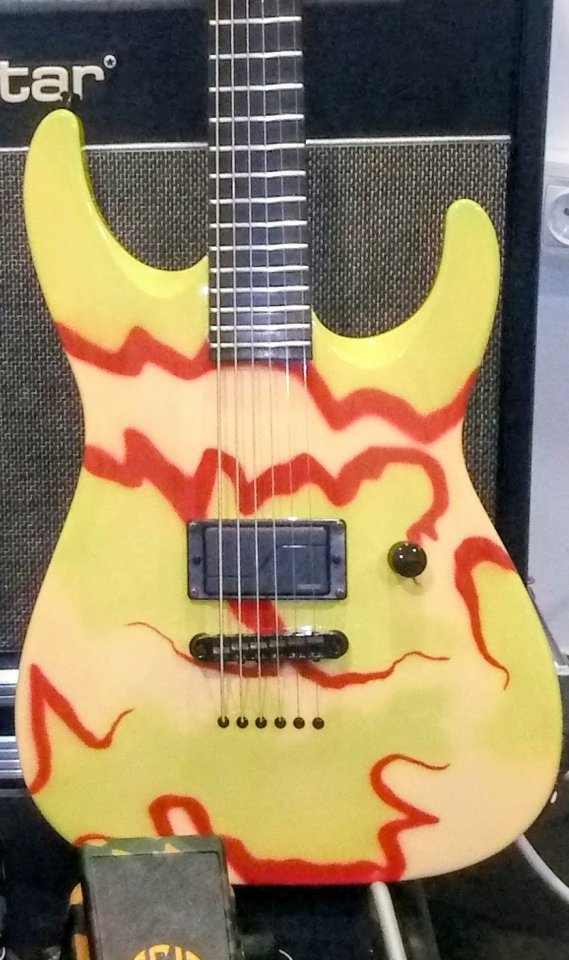 Jackson Dinky "Cow" signature (camo)