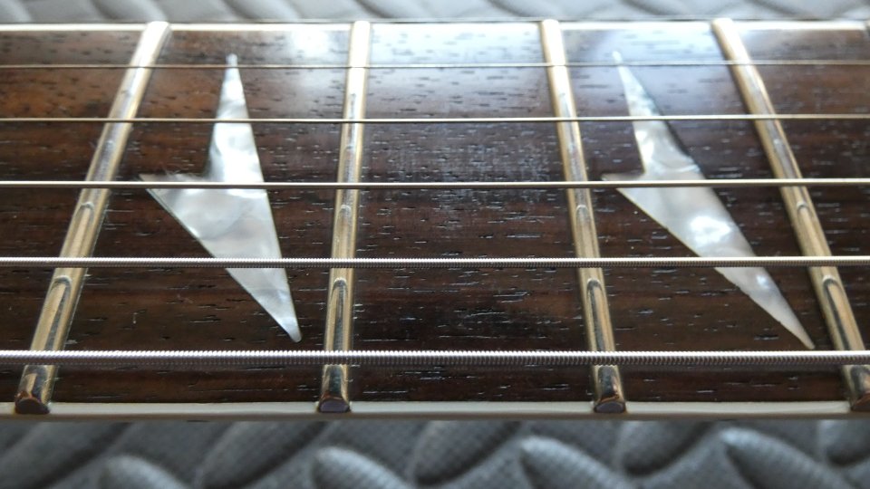 Guitarra eléctrica LTD M-330R FM