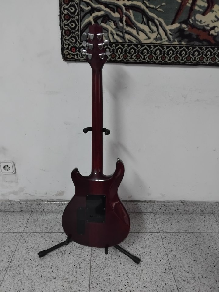 Epiphone Soptlight x strato mim, player u otras guitarras ligeras