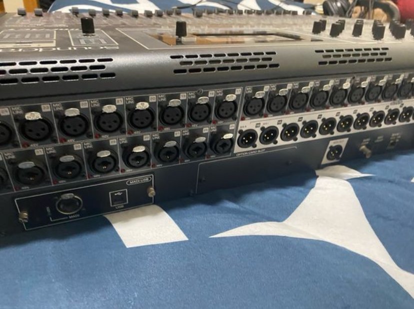 Mesa soundcraft SI impact de segunda mano · Foto 3 de 4 · Alicante · 1000 €