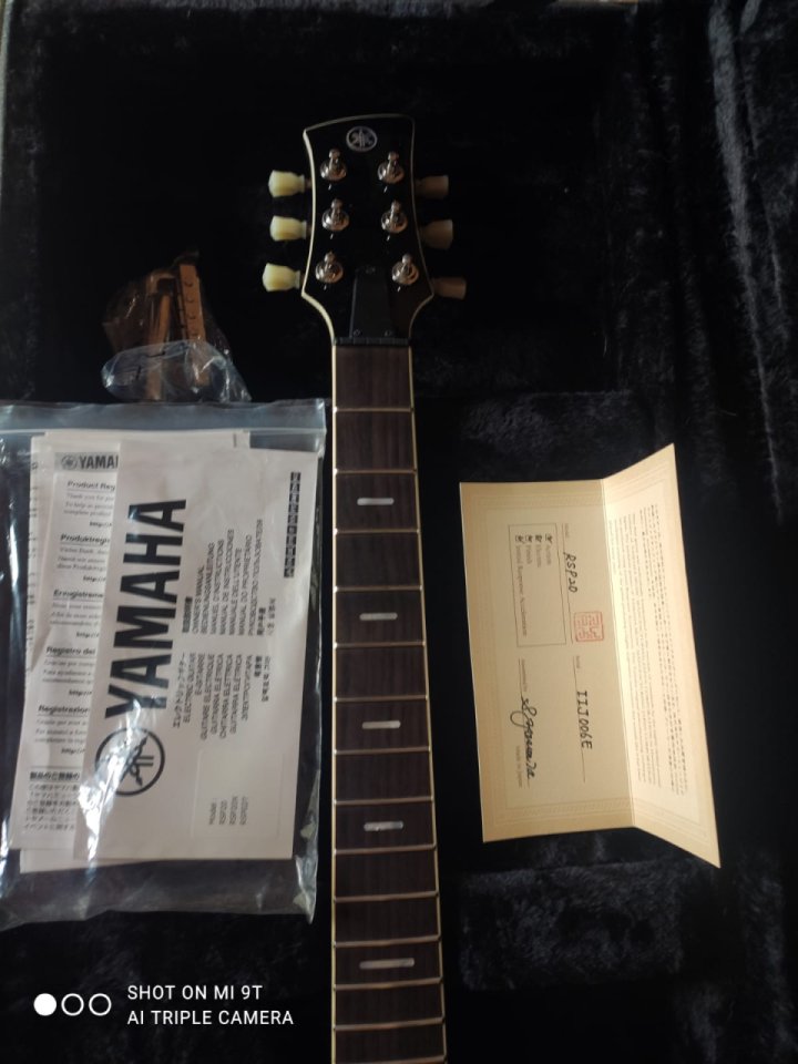 Yamaha Revstar Professional w/ Throbak Pickups de segunda mano · Foto 2 de 10 · Valencia · 2150 €