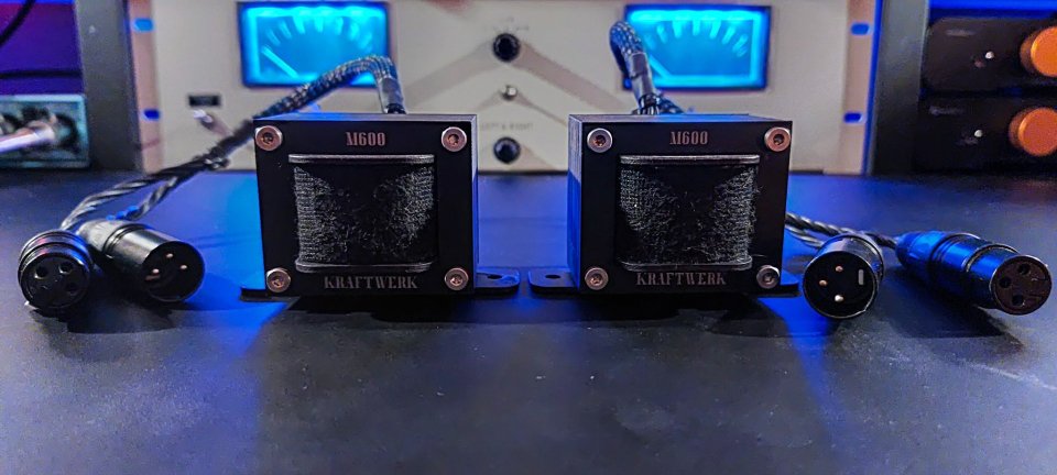 Matched Pair Kraftwerk M600 Transformadores: mezcla, suma y mastering de segunda mano · Foto 1 de 10 · Madrid · 310 €
