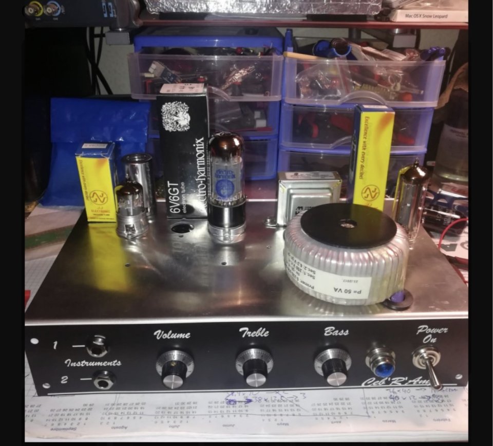 Corrals Amp ( Clon Fender Champ del 68) de segunda mano · Foto 5 de 9 · Granada · 400 €
