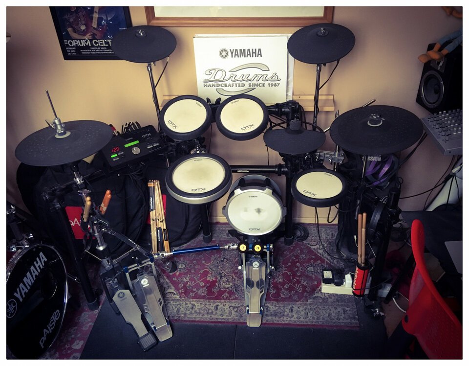 Batería Electrónica Yamaha DTX 582K de segunda mano · Foto 1 de 9 · Madrid · 900 €