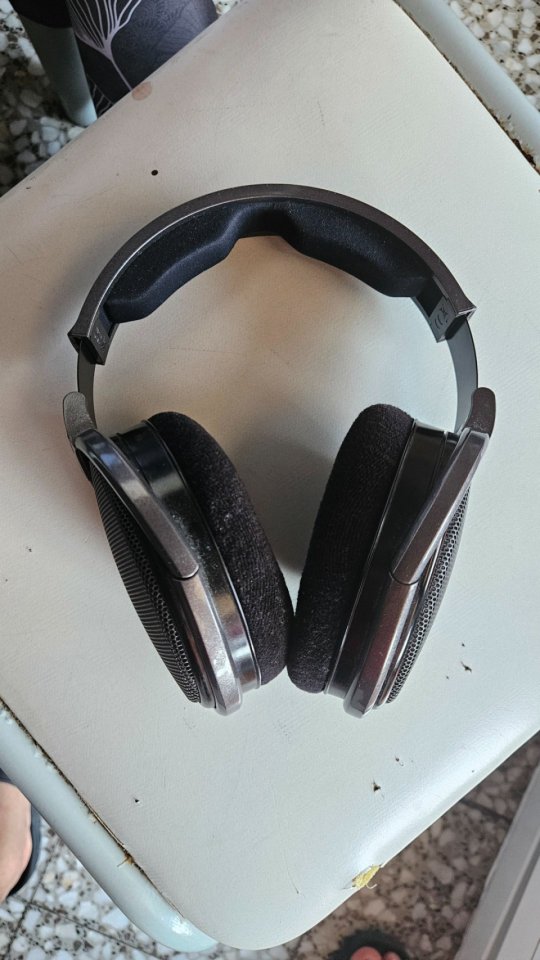 Auriculares Sennheiser 650 HD incluye Caja y Cable de segunda mano · Foto 6 de 7 · La Rioja · 300 €