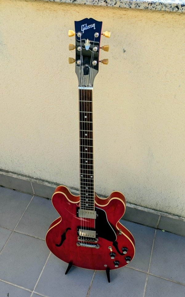 Gibson ES 335