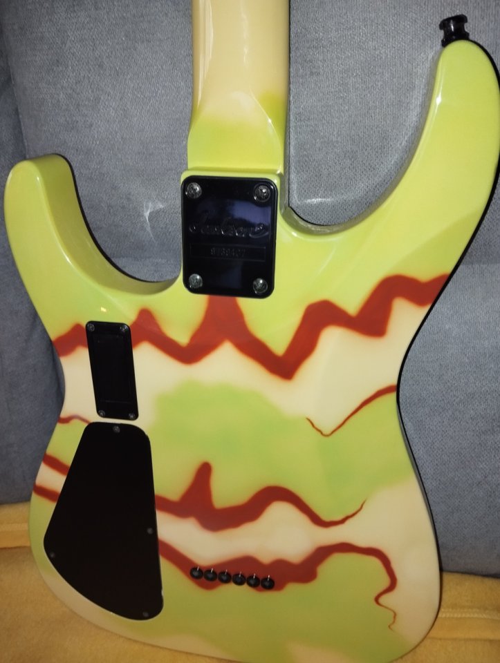 Jackson Dinky "Cow" signature (camo)
