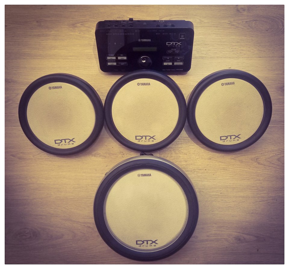 Batería Electrónica Yamaha DTX 582K de segunda mano · Foto 2 de 9 · Madrid · 900 €