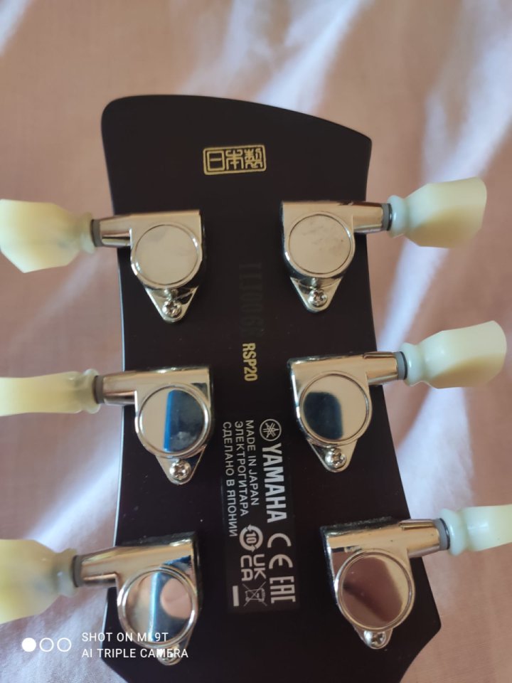 Yamaha Revstar Professional w/ Throbak Pickups de segunda mano · Foto 5 de 10 · Valencia · 2150 €