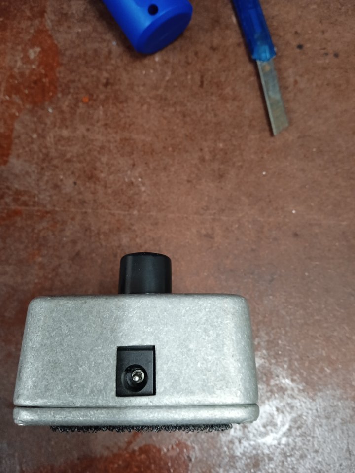 EHX Signal Pad pedal