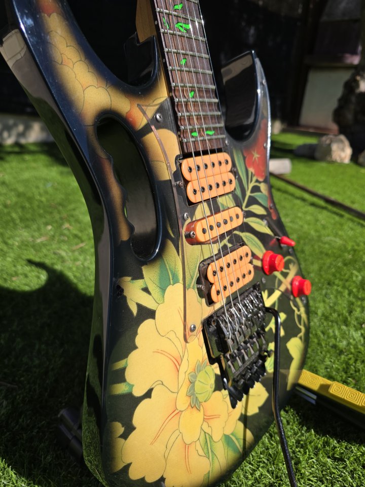 Ibanez jem 77 FP 1991 de segunda mano · Foto 2 de 10 · Madrid · 5000 €