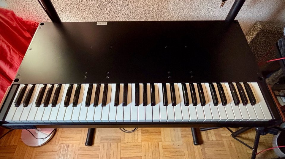 Crumar Mojo 61 con el lower manual de segunda mano · Foto 7 de 9 · Madrid · 1400 €