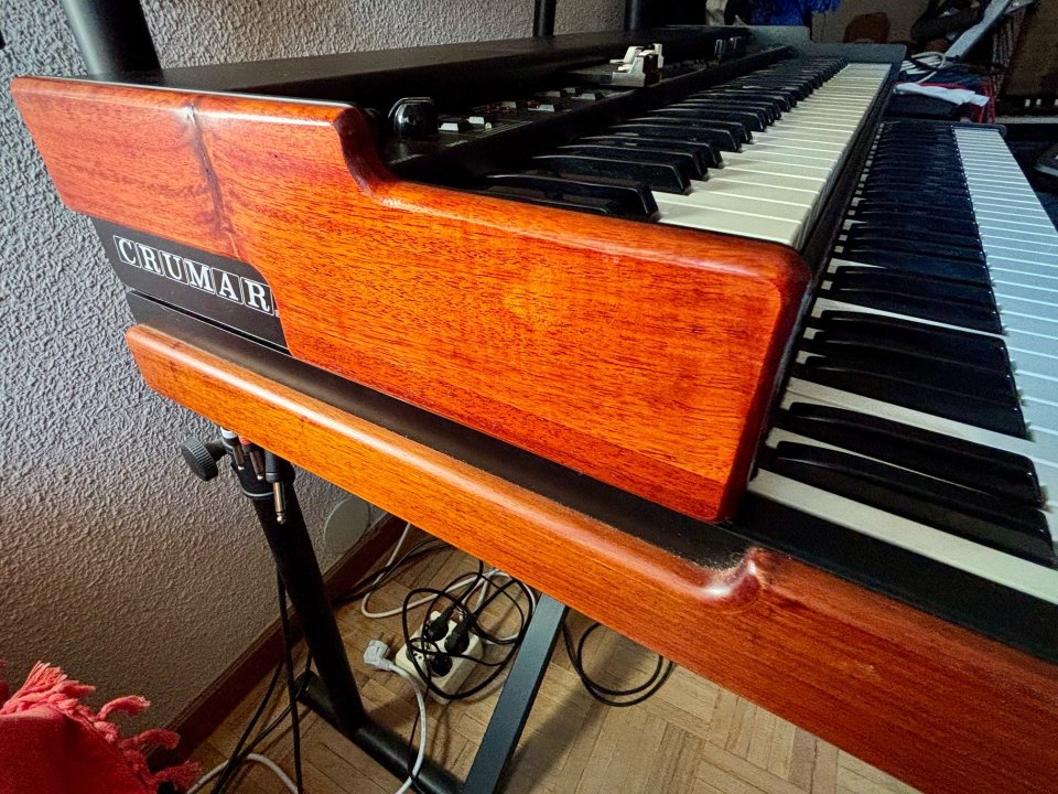 Crumar Mojo 61 con el lower manual de segunda mano · Foto 9 de 9 · Madrid · 1400 €