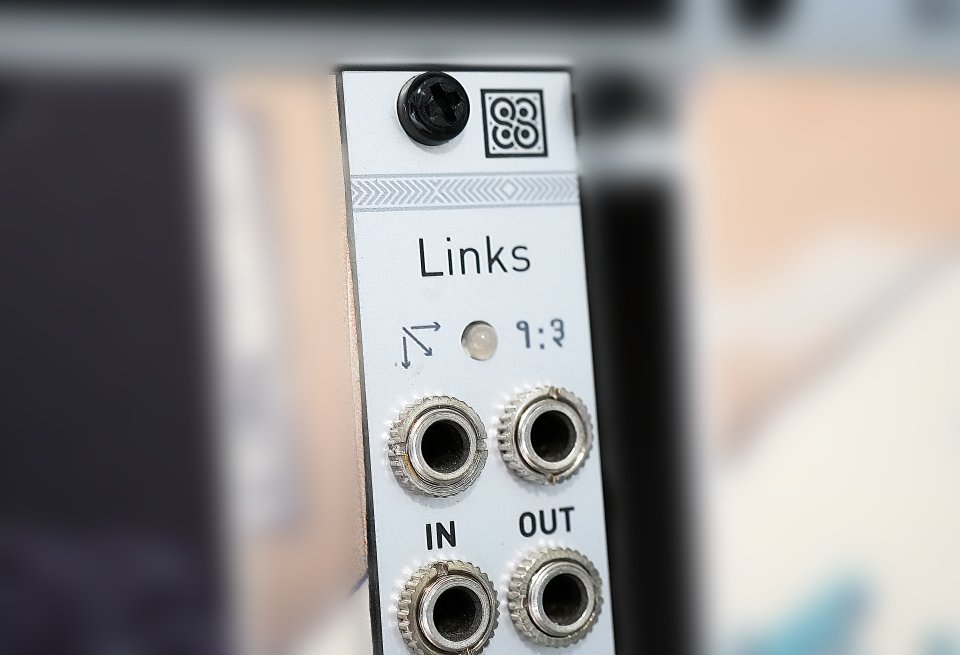 Mutable Instruments Links (Módulo eurorack)