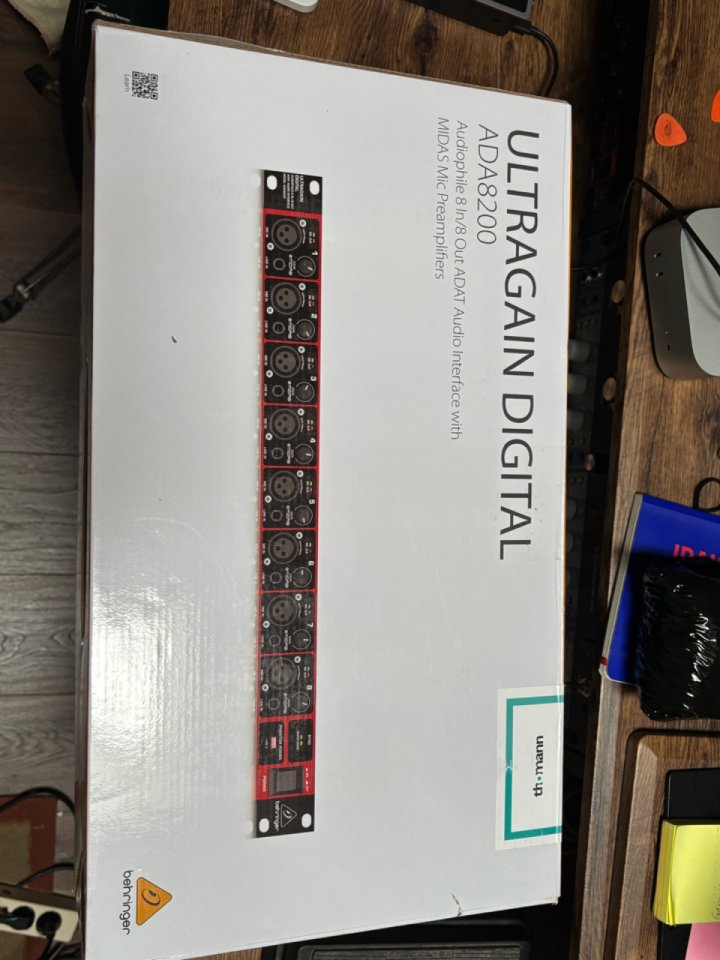 Behringer ultragain ADA8200 digital de segunda mano · Foto 2 de 2 · Gipuzkoa · 115 €
