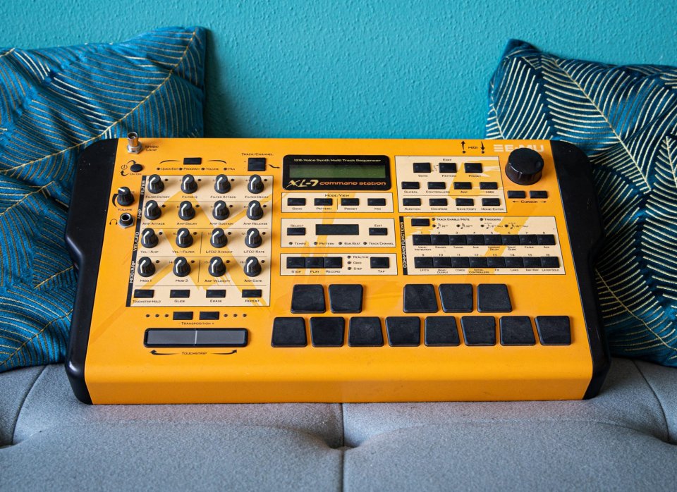 EMU XL7 - command station de segunda mano · Jaén · 600 €