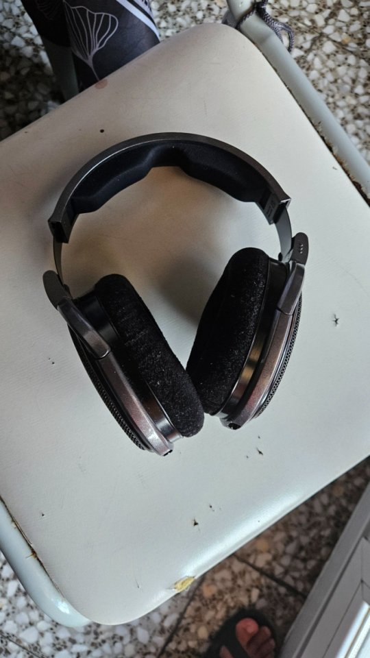 Auriculares Sennheiser 650 HD incluye Caja y Cable de segunda mano · Foto 7 de 7 · La Rioja · 300 €
