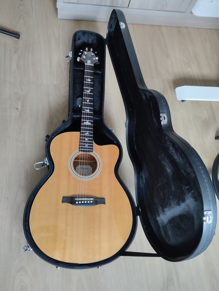 Acústica PRS AX20E de segunda mano · Foto 1 de 10 · Valencia · 400 €