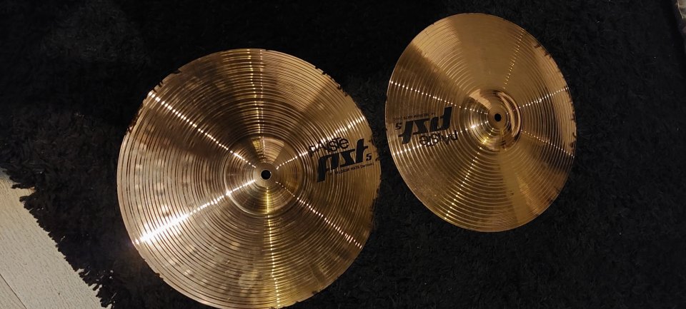 Vendo platos paiste 2002, signature.. de segunda mano · Foto 1 de 10 · Burgos · 300 €