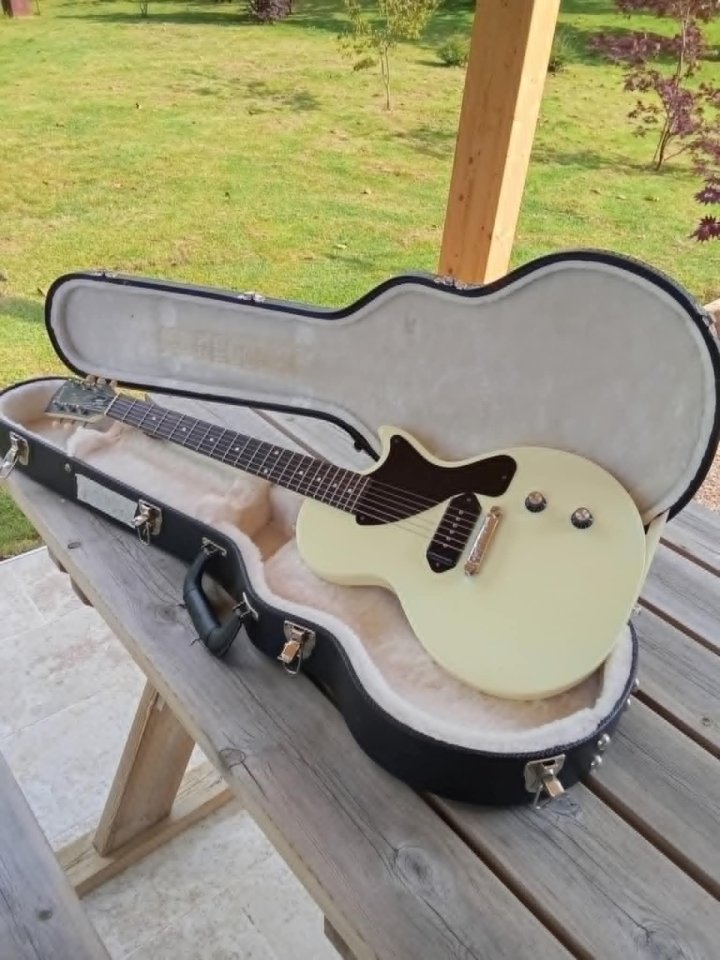 gibson Les Paul junior satin white de segunda mano · Foto 1 de 5 · Asturias · 1100 €