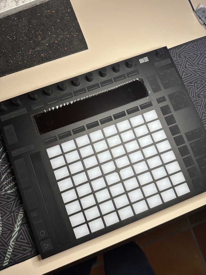 ABLETON PUSH 2 de segunda mano · Foto 3 de 10 · Huesca · 330 €