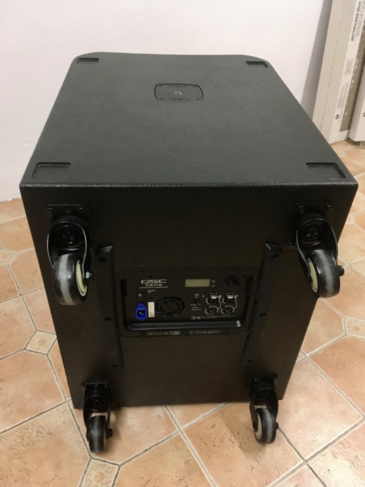 Subwoofer QSC KS 118