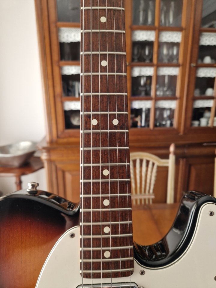 Fender American Standard Telecaster 1998 - 3-Color Sunburst + Case de segunda mano · Foto 3 de 10 · Bizkaia · 1250 €